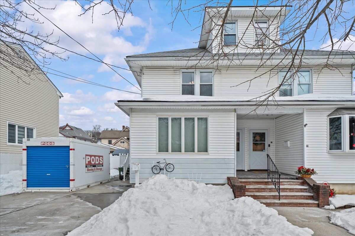 33 DELAWARE Avenue