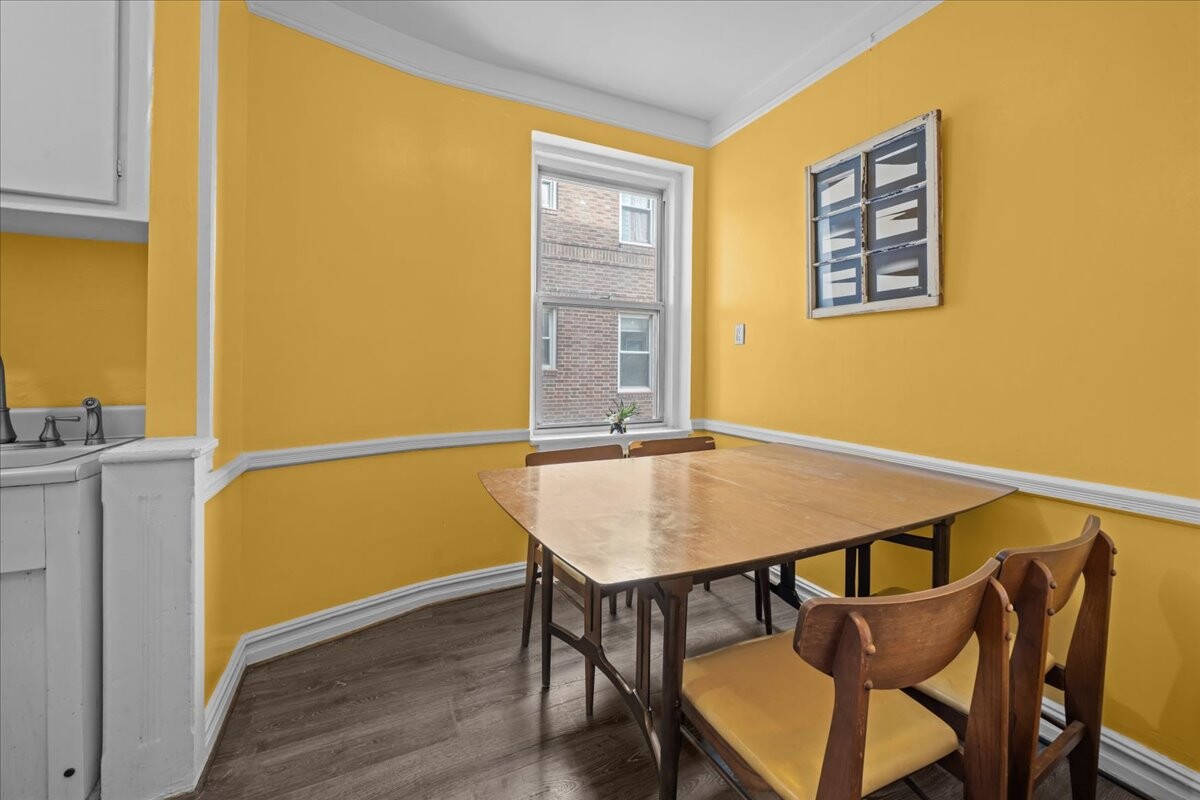 414 ALBEMARLE Road 5A