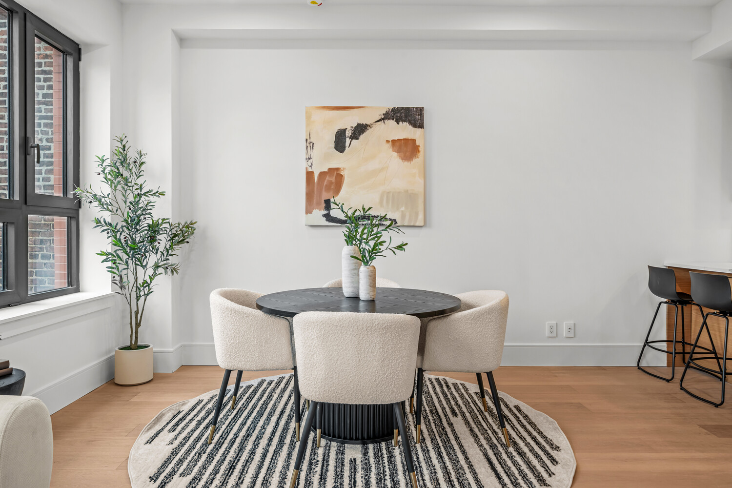 118 MADISON Street 4