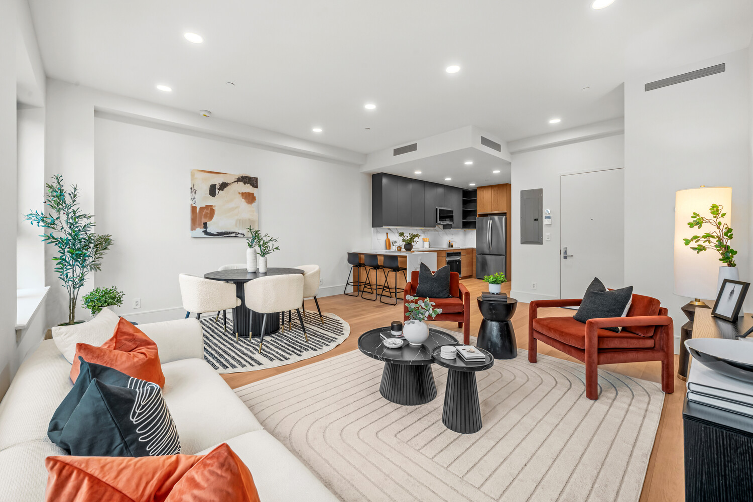 118 MADISON Street 4