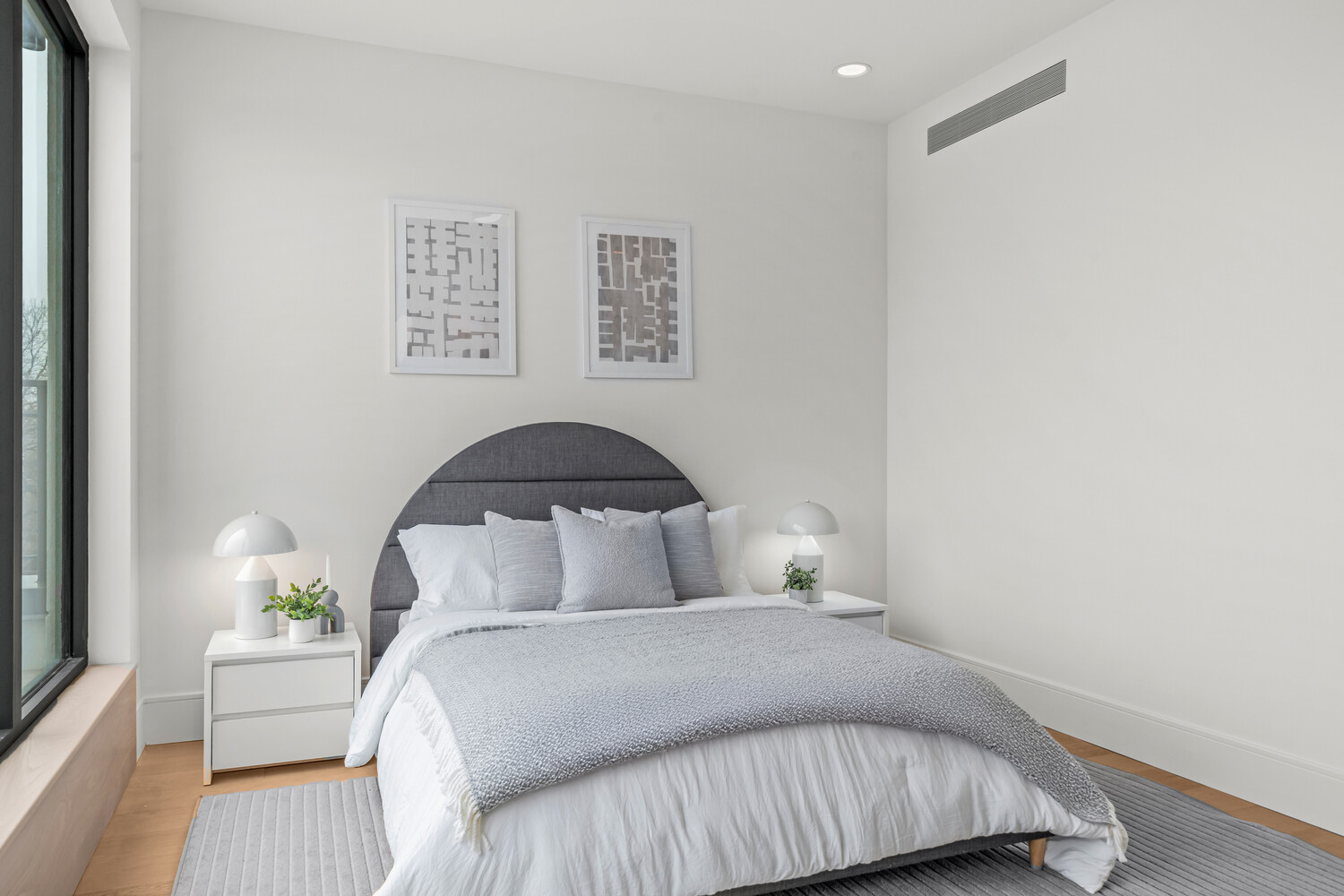 118 MADISON Street 4