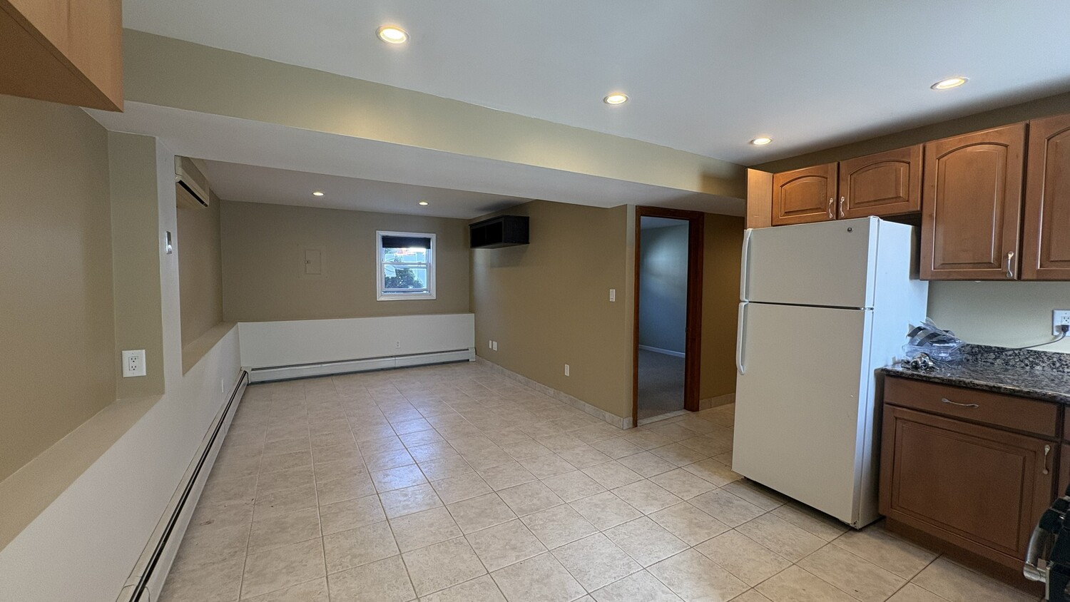 86 NOTRE DAME Avenue 1