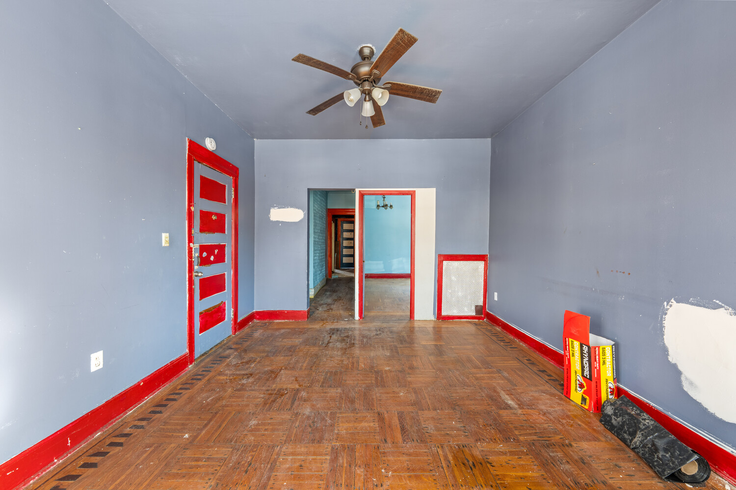 825 E 13TH Street