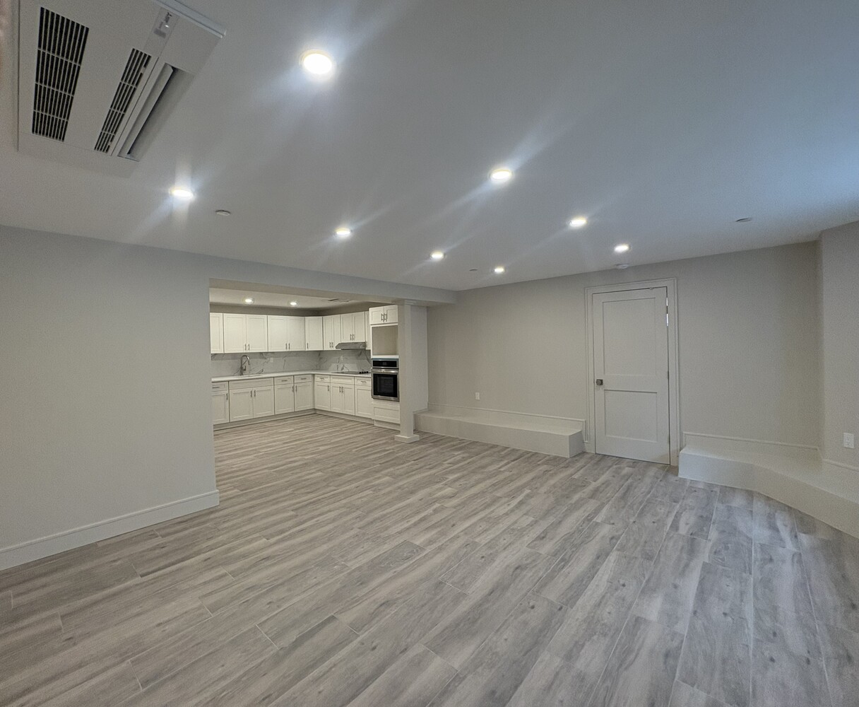 512 BEACH 130TH Street BB