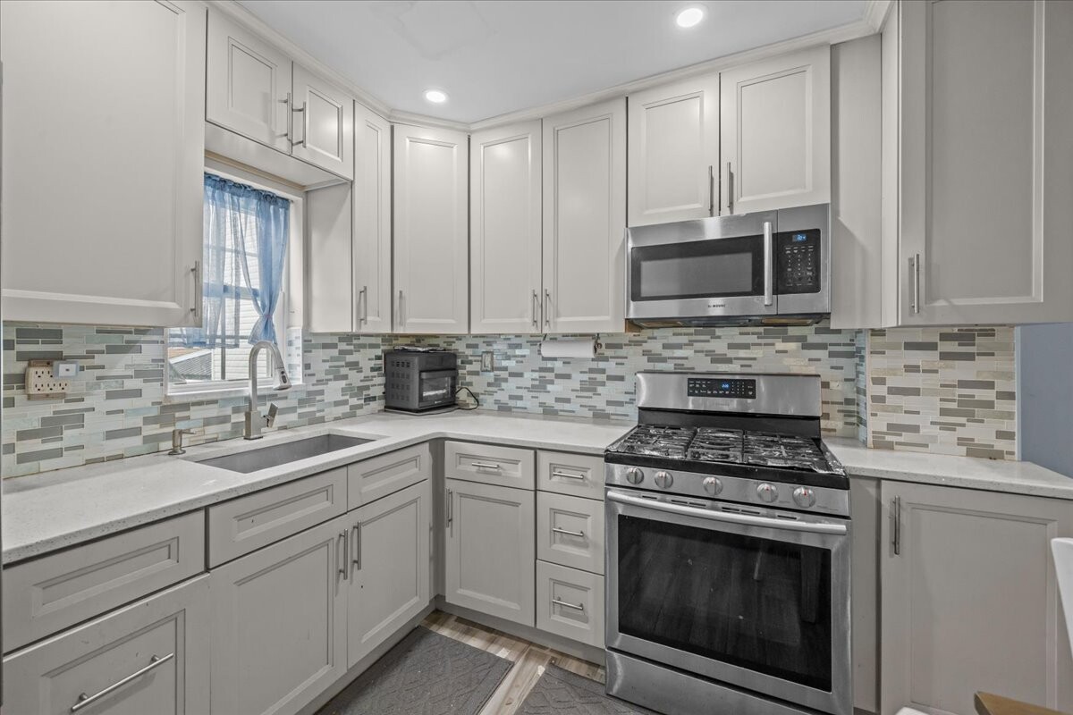 122-18 115TH Avenue