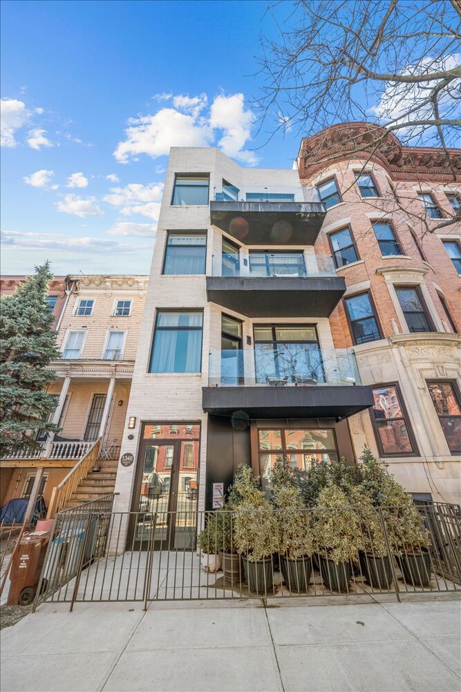 1346 PACIFIC Street 1A