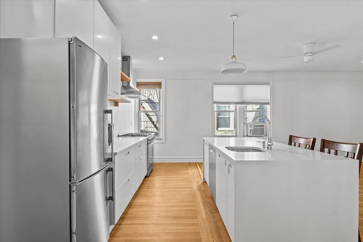 8502 FORT HAMILTON Parkway 6E