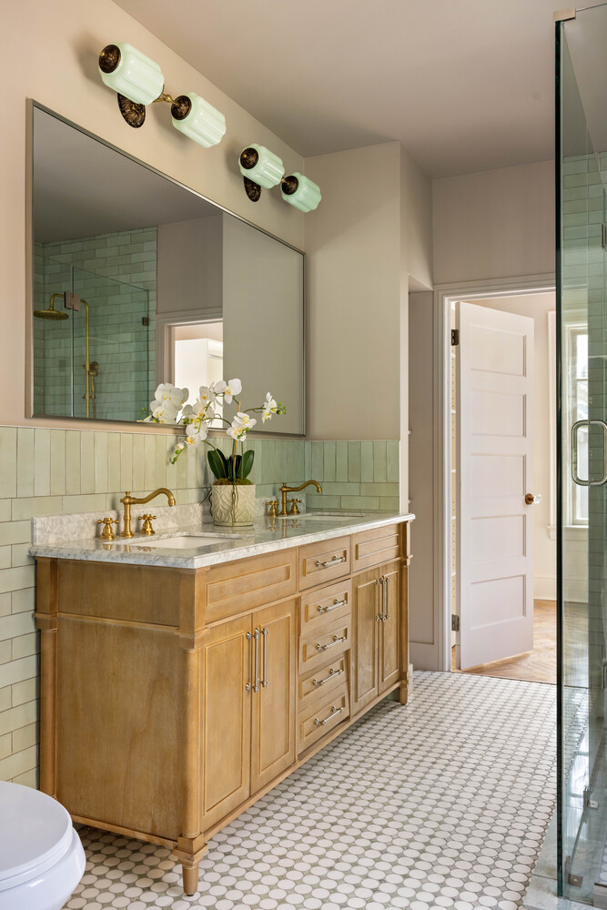 2102 ALBEMARLE Terrace