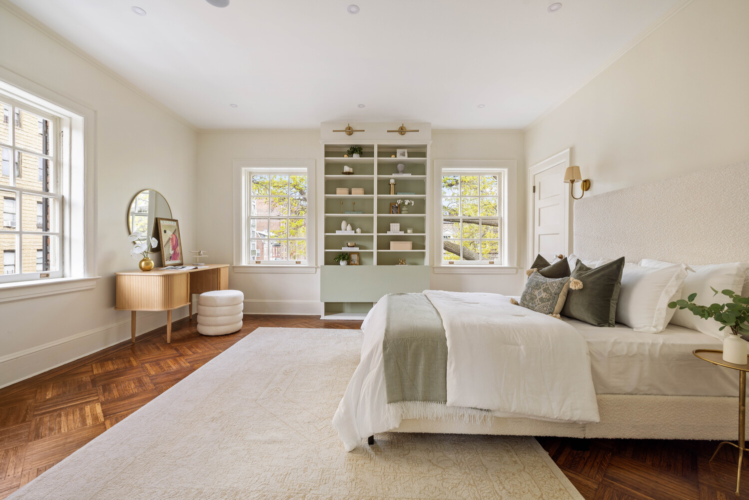 2102 ALBEMARLE Terrace