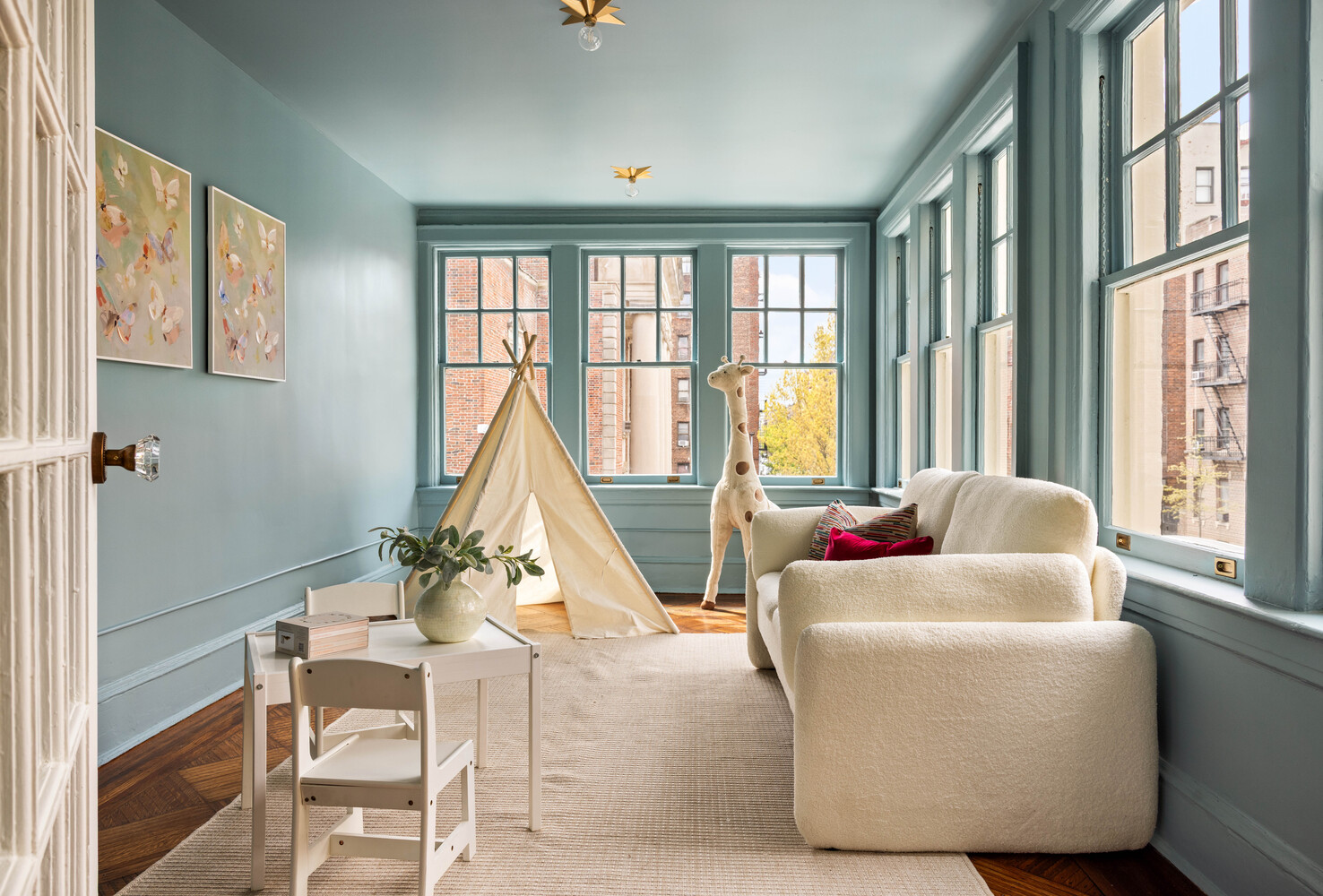 2102 ALBEMARLE Terrace