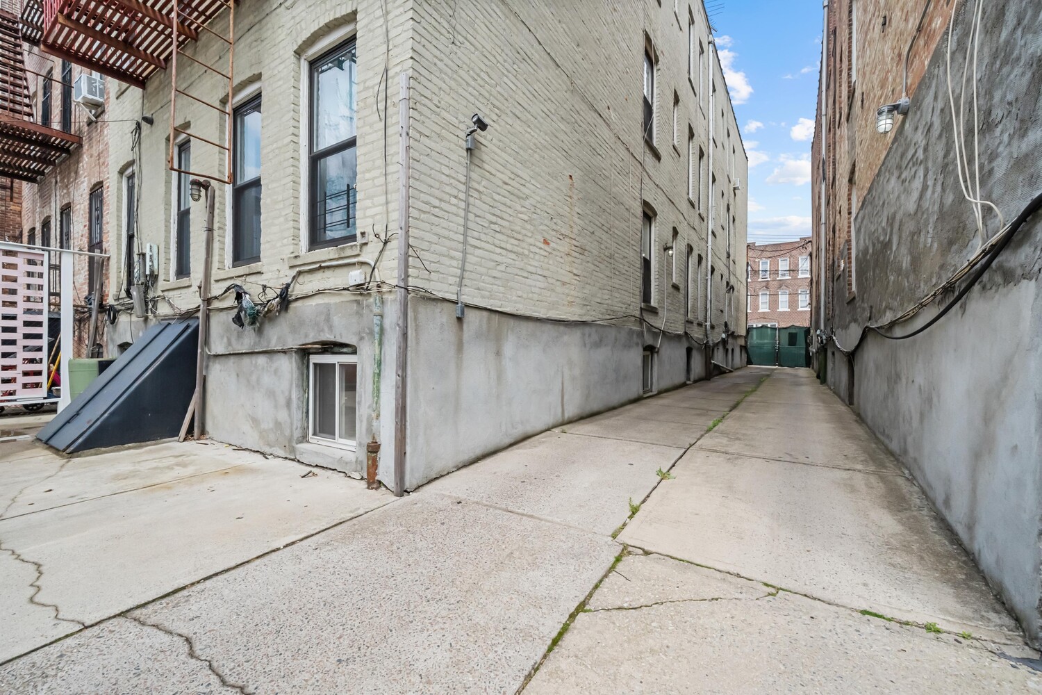 636 E 96TH Street