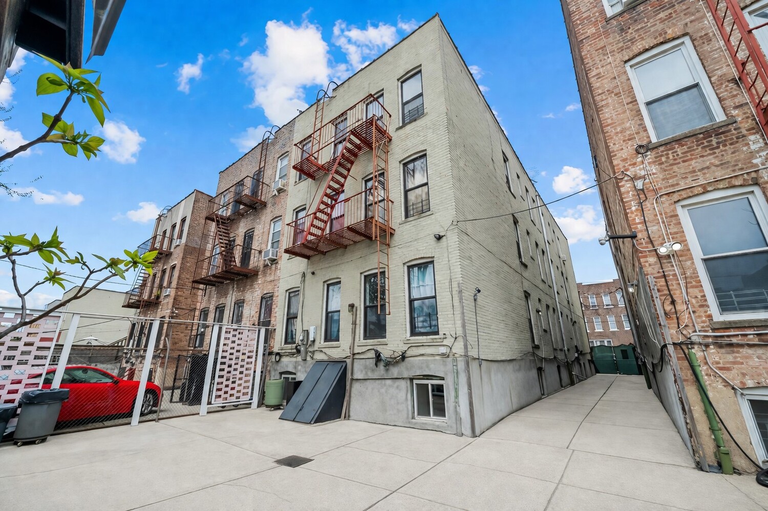636 E 96TH Street