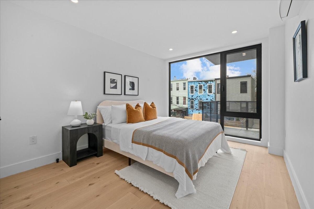107 SCHAEFER Street 2B