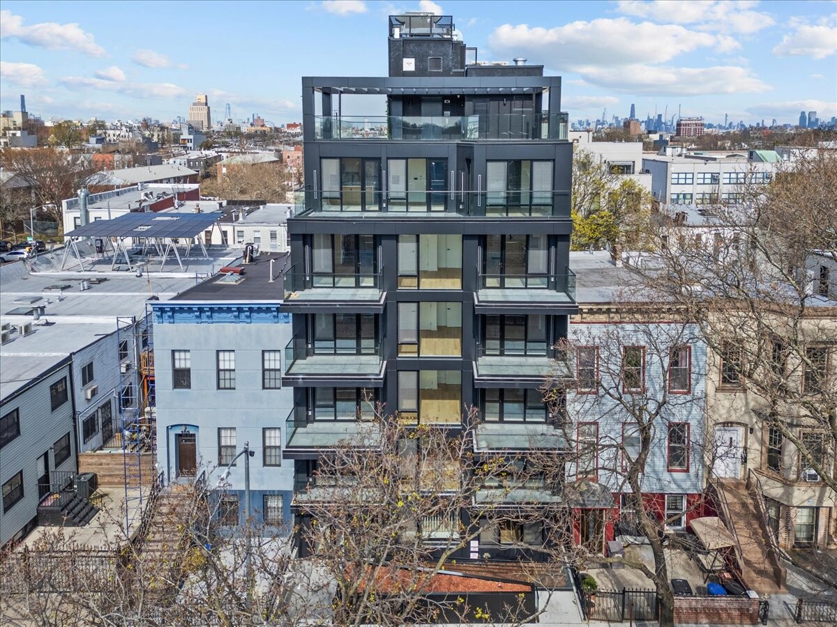 107 SCHAEFER Street 2B