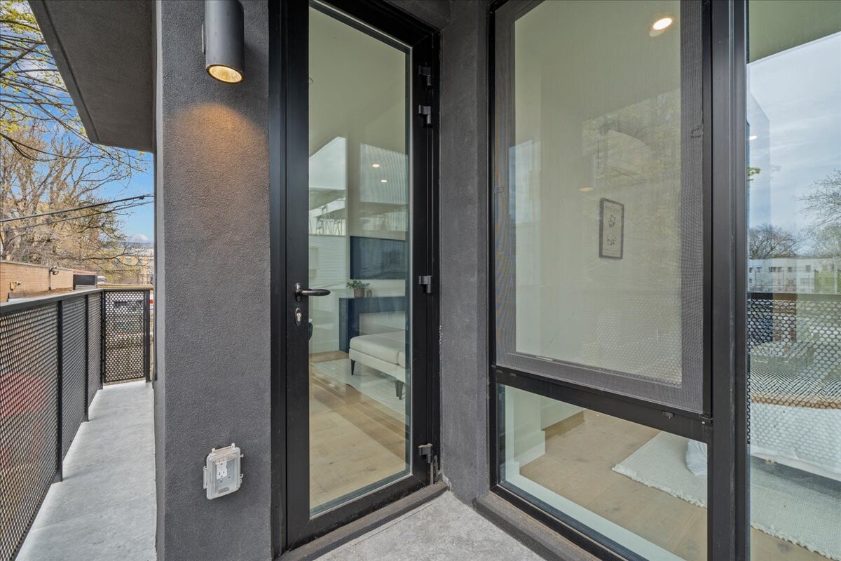 107 SCHAEFER Street 2B
