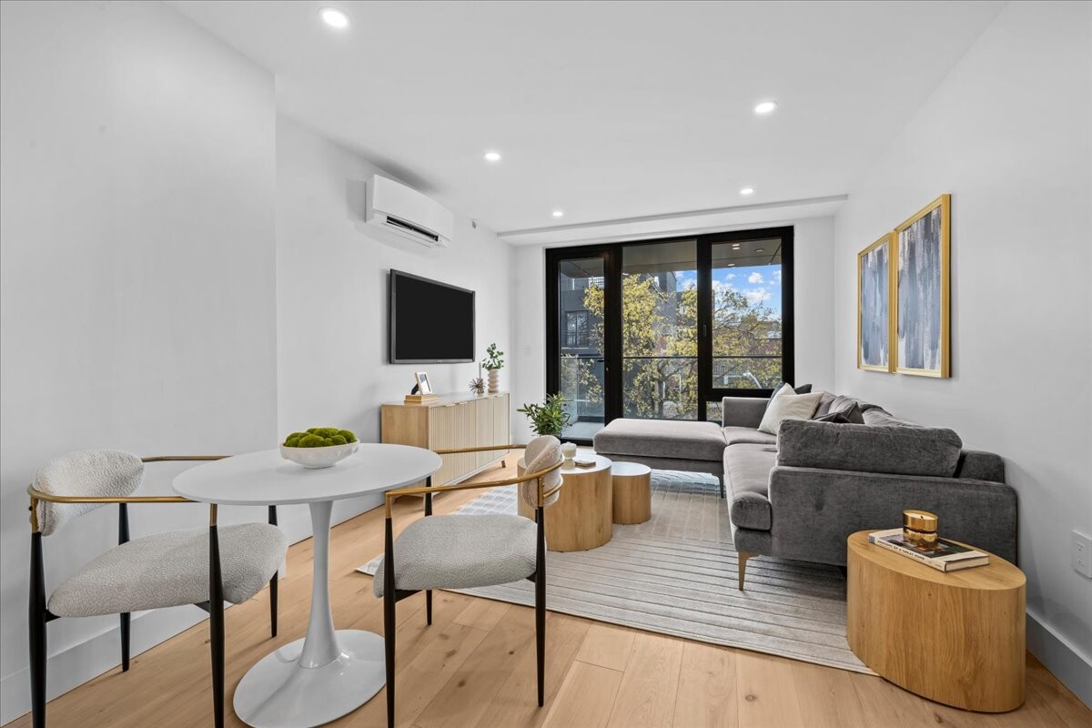 107 SCHAEFER Street 4C