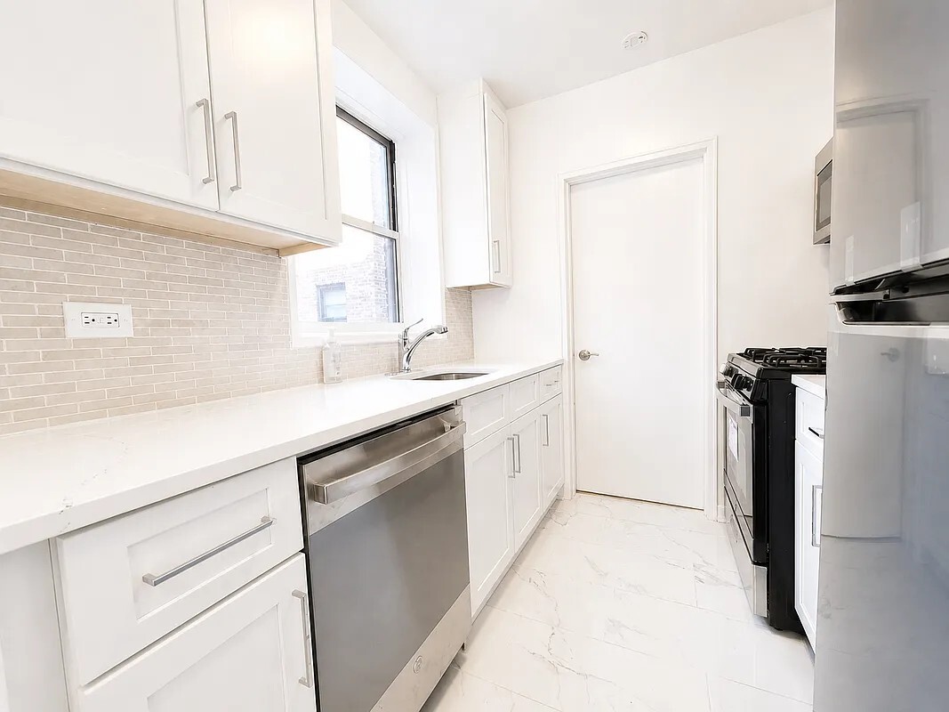 2331 OCEAN Avenue 5A