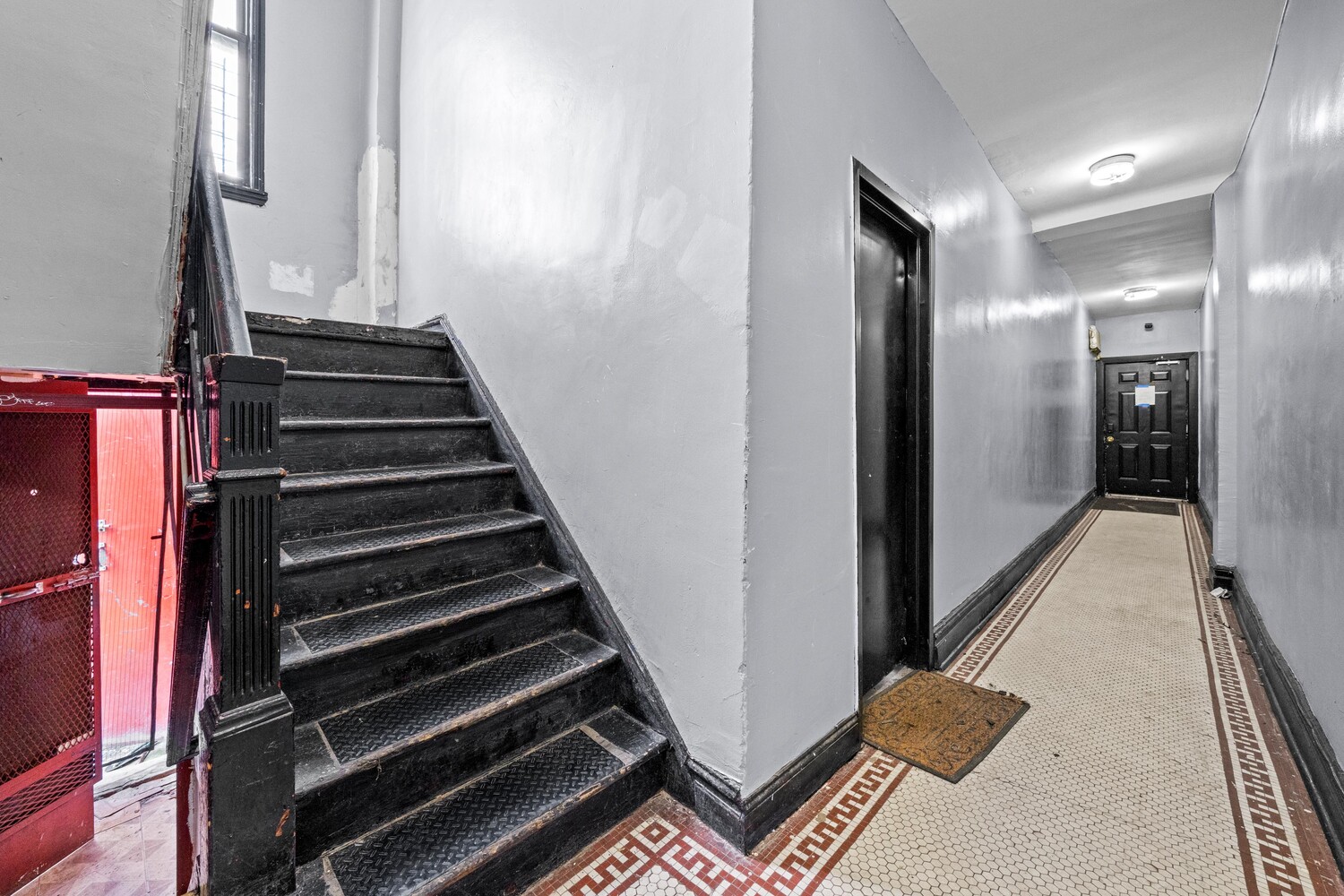 886 RUTLAND Road