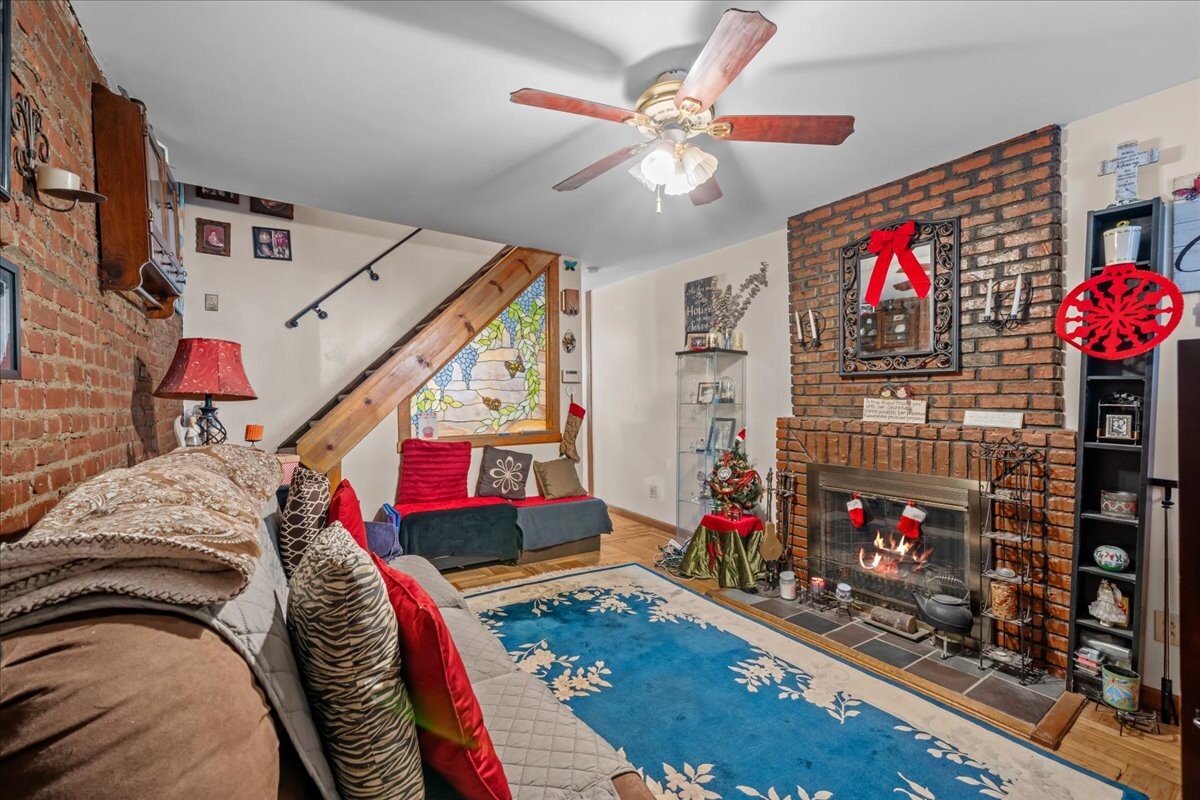 9315 LAFAYETTE Walk