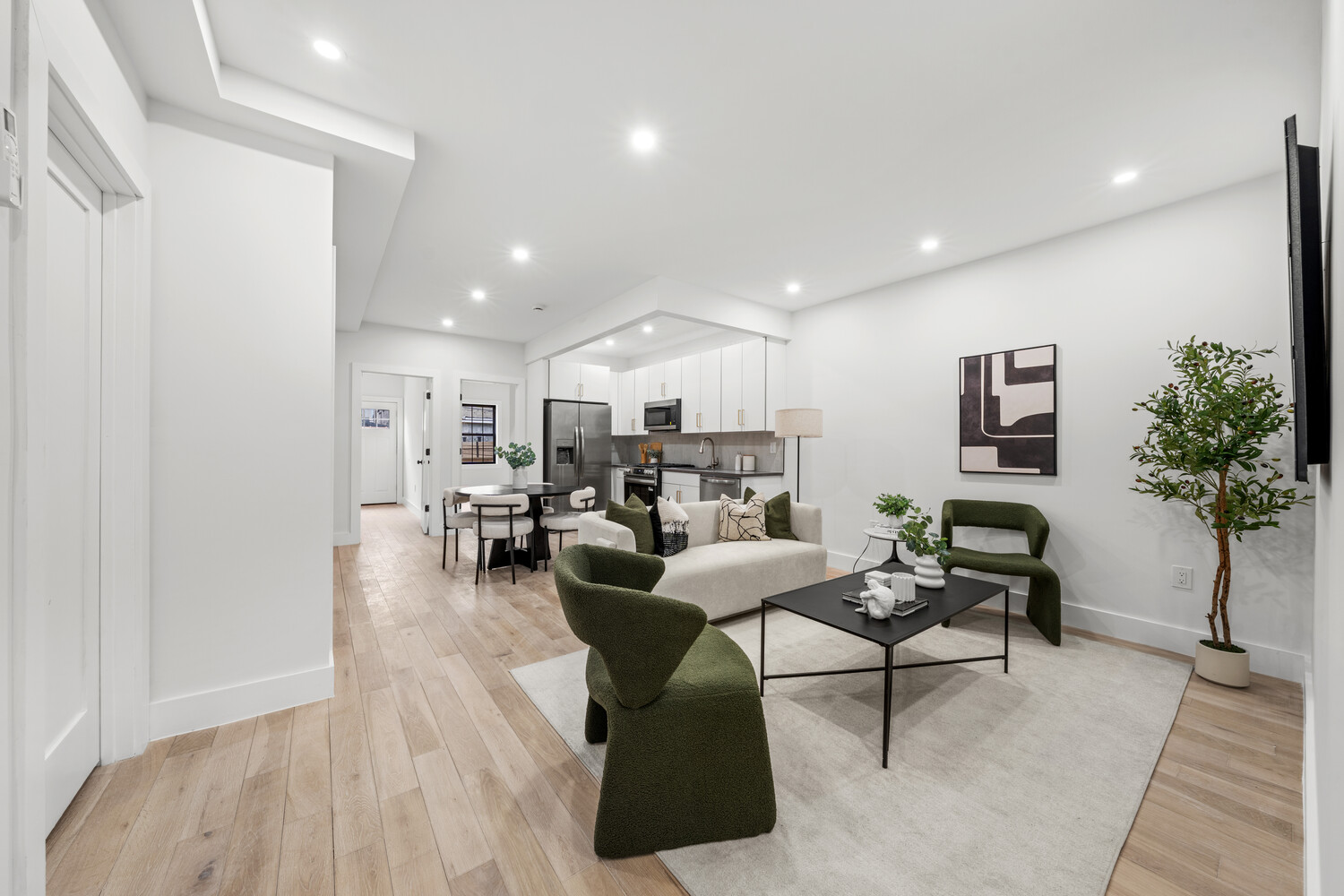 355 E 51ST Street