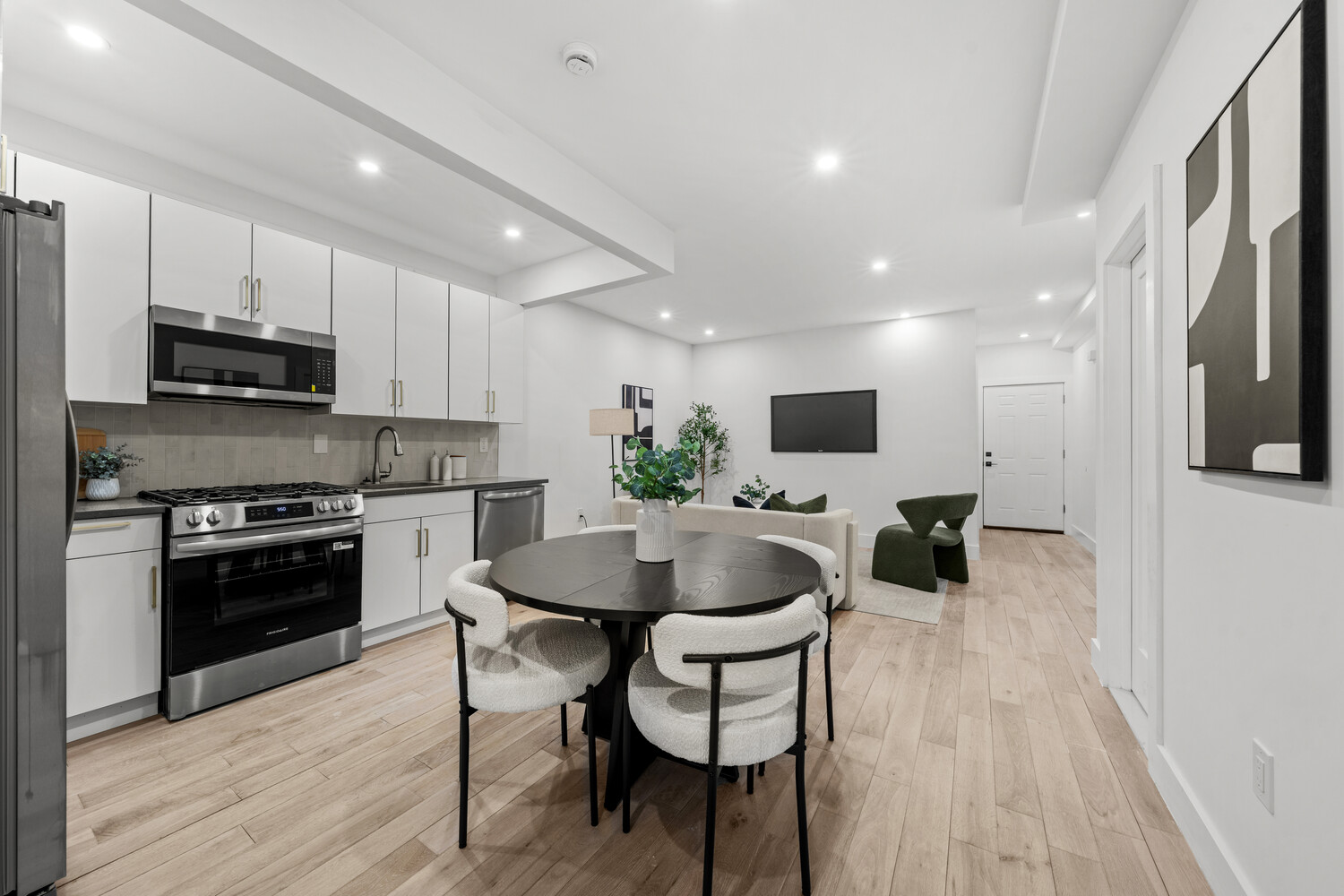 355 E 51ST Street