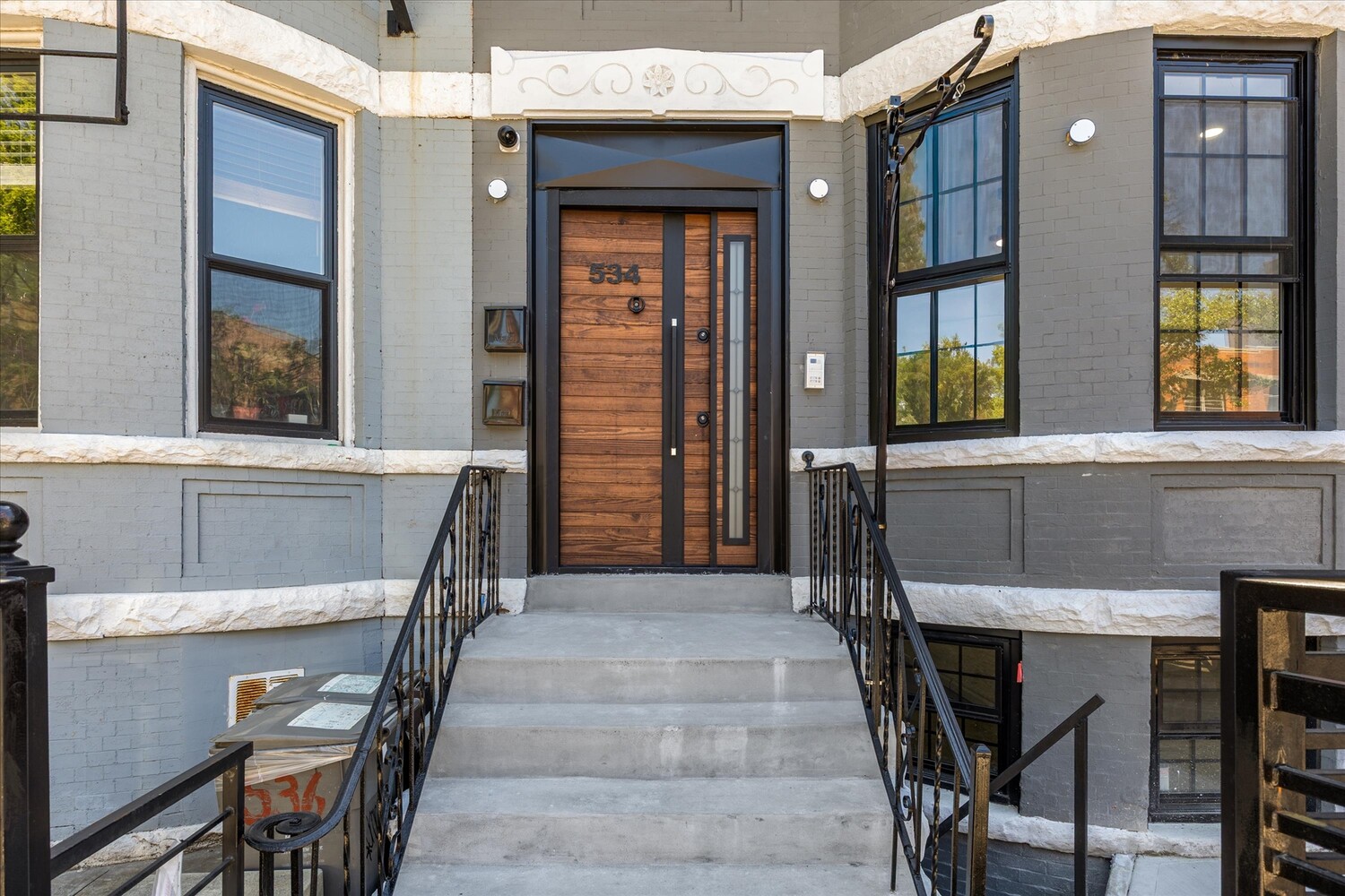 534 KOSCIUSZKO Street