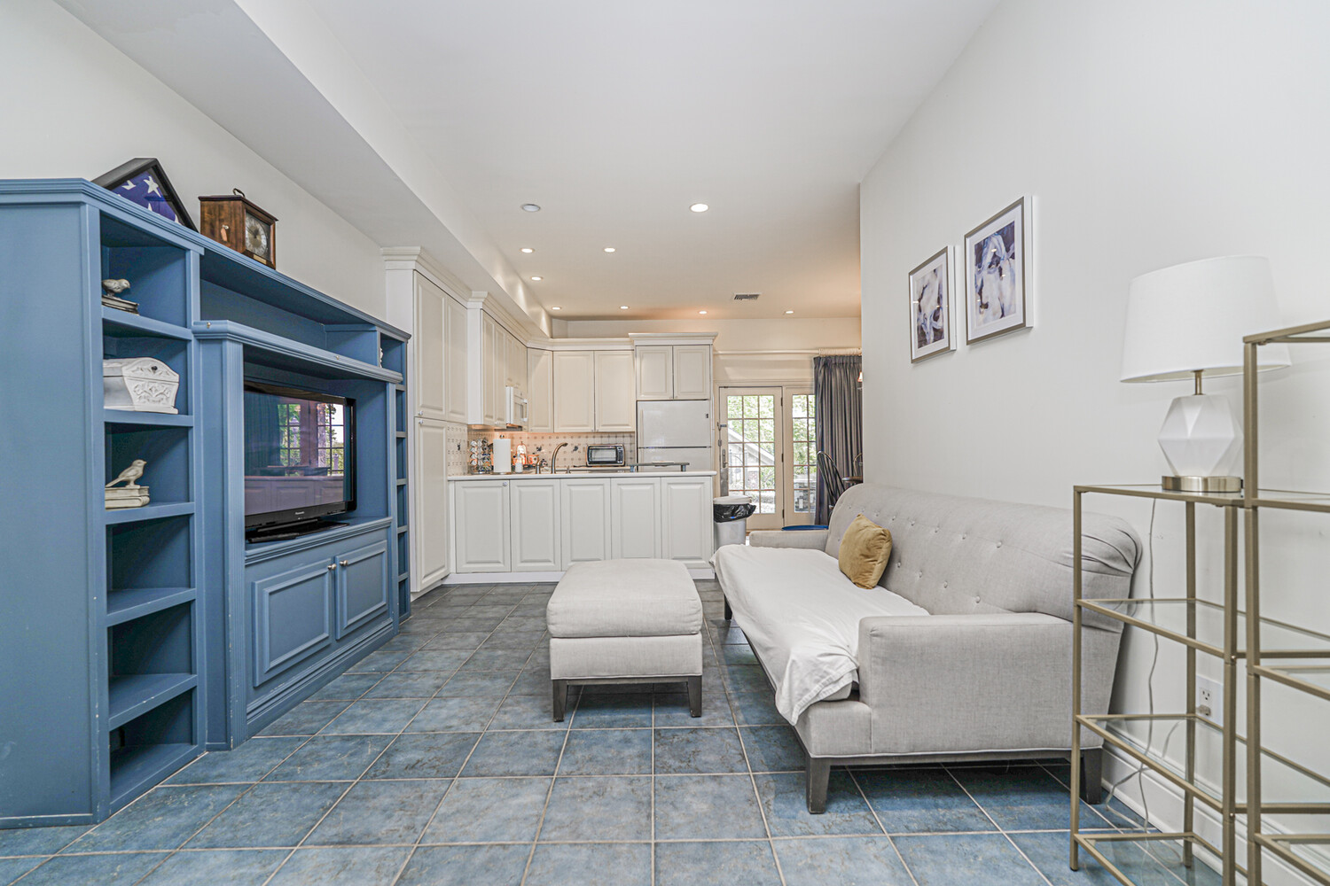 125 BENEDICT Road