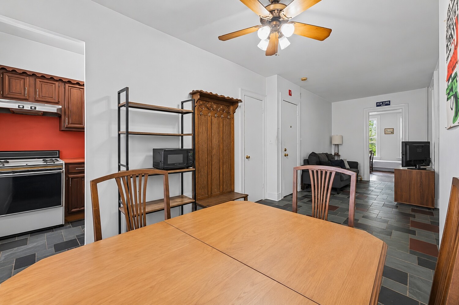 485 CLINTON Street HOUSE