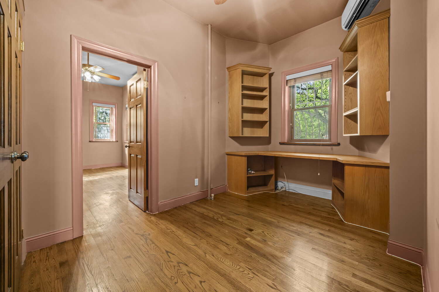 485 CLINTON Street HOUSE