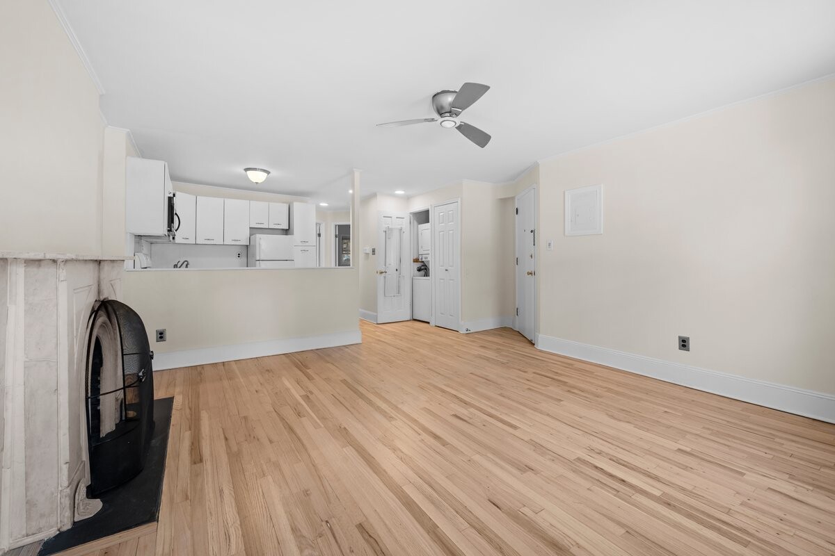 113 CARROLL Street 1