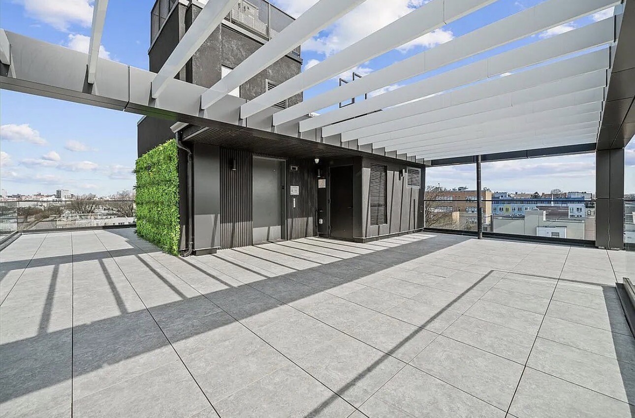 107 SCHAEFER Street 3B