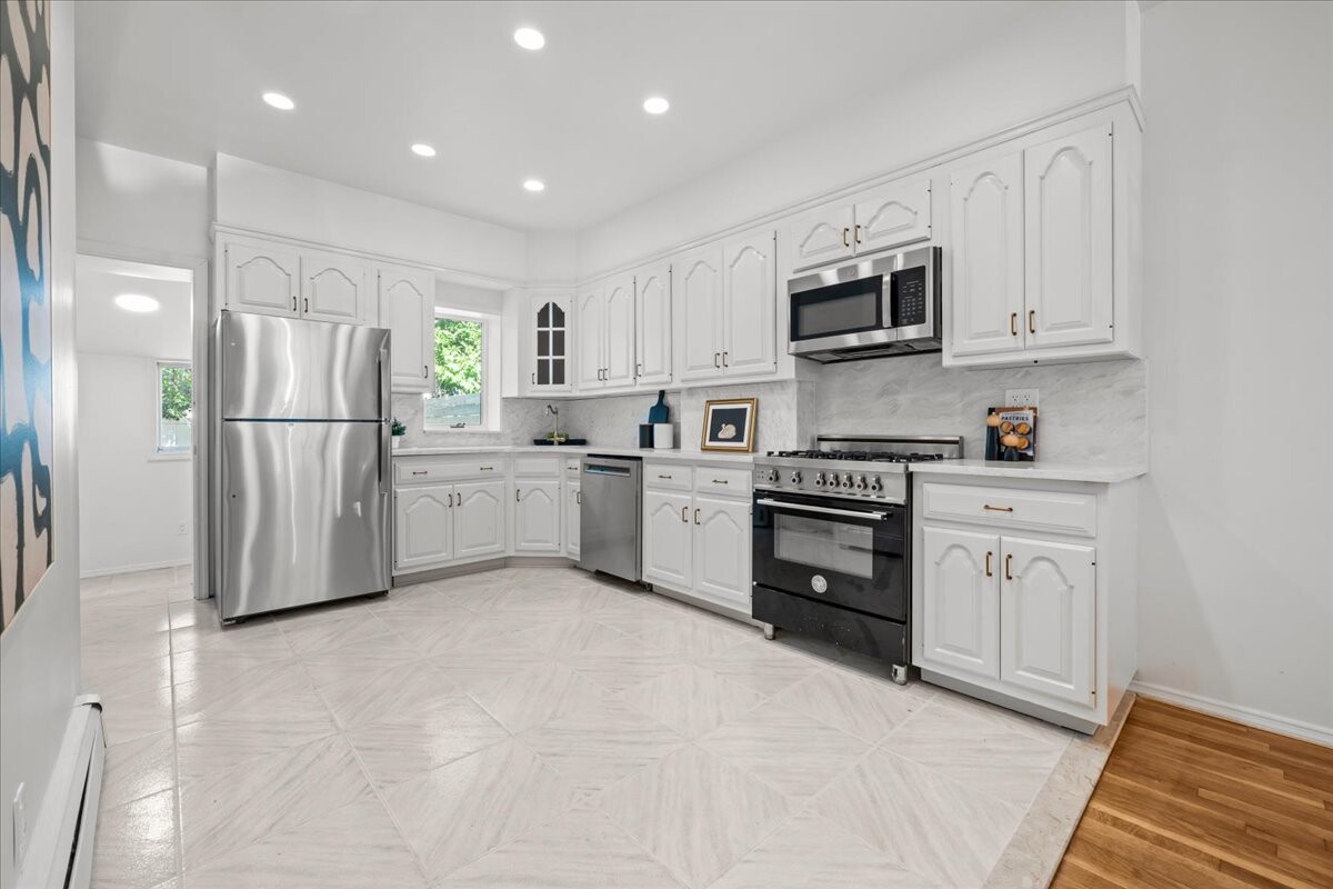95 2ND Street