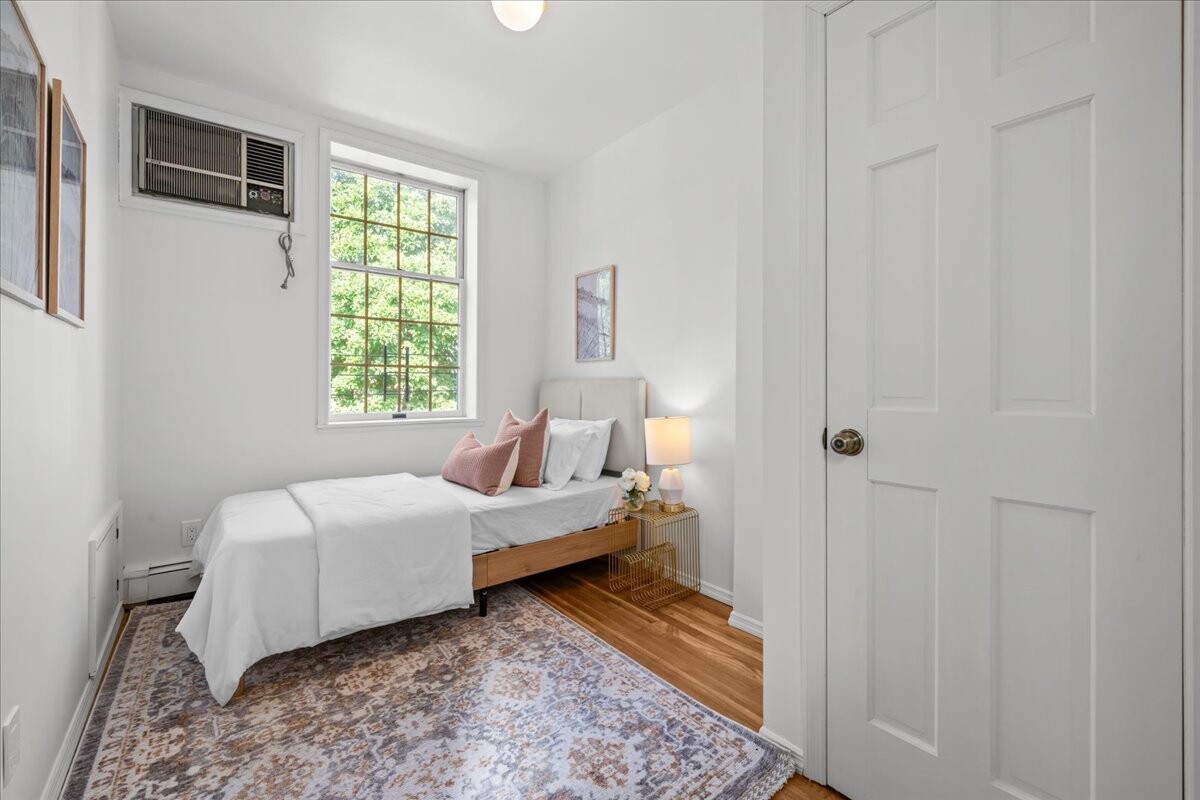 95 2ND Street