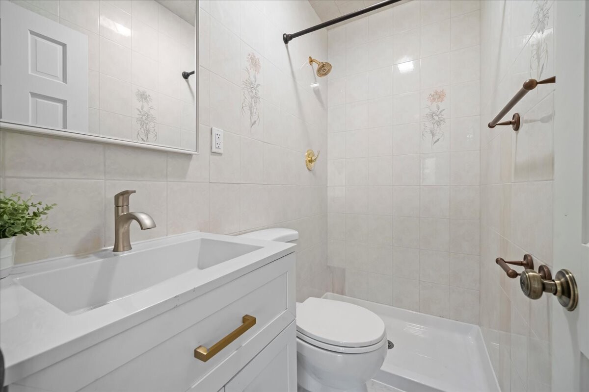 95 2ND Street