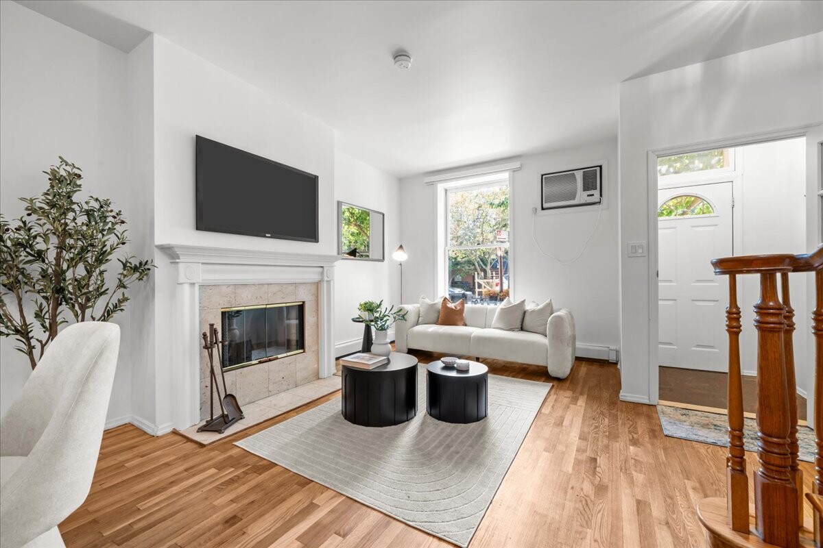 95 2ND Street