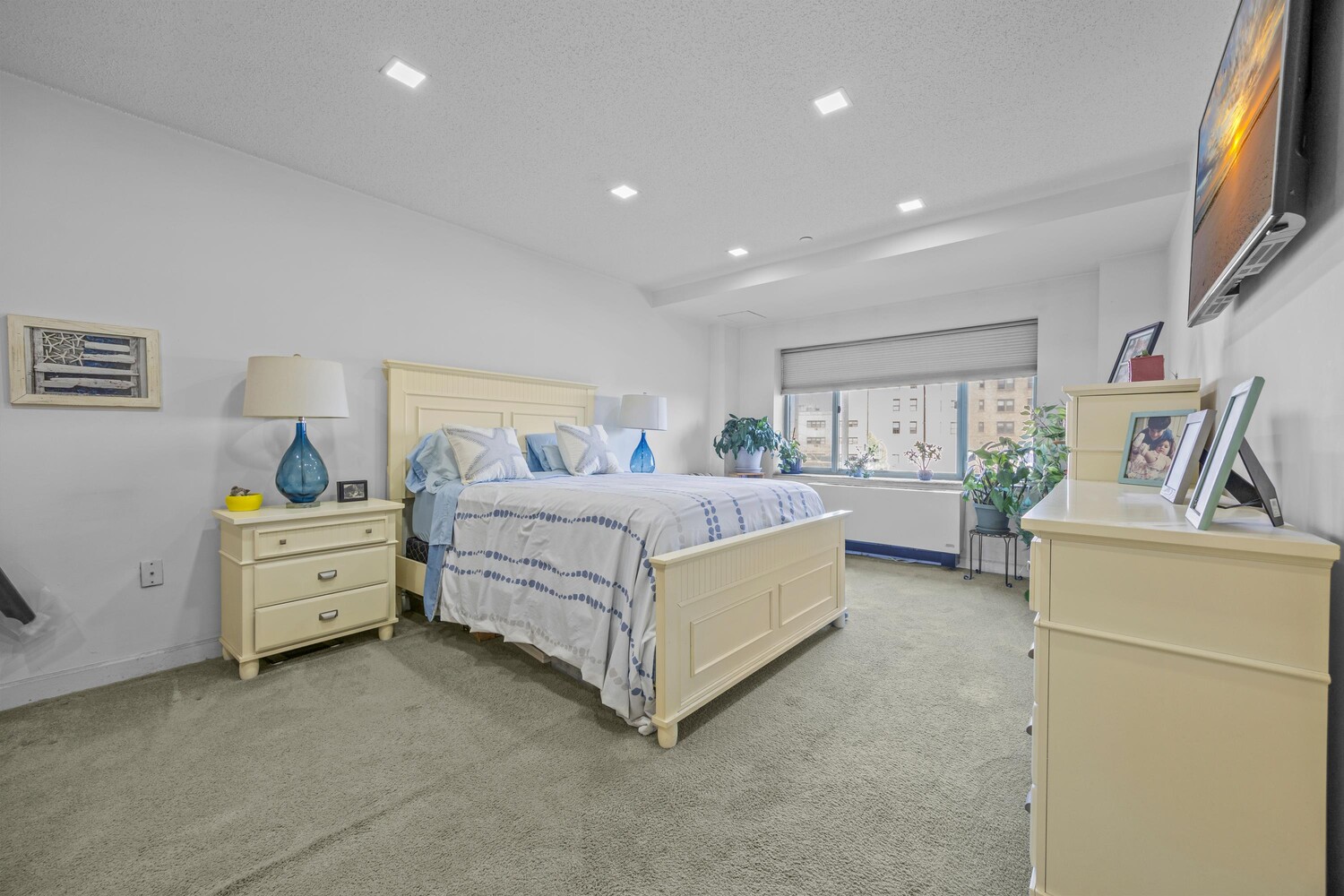 136 BEACH 117TH Street 208