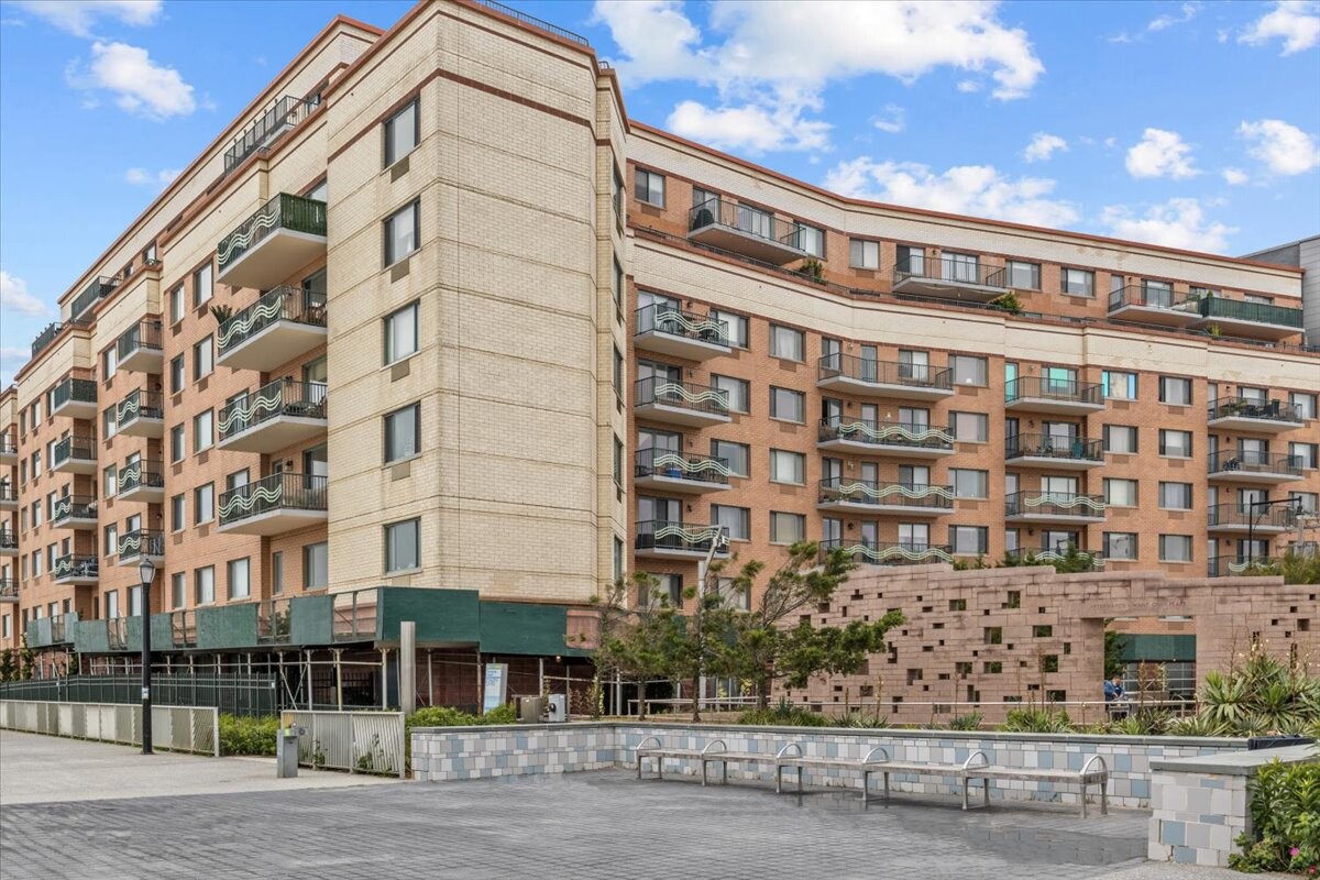 136 BEACH 117TH Street 208