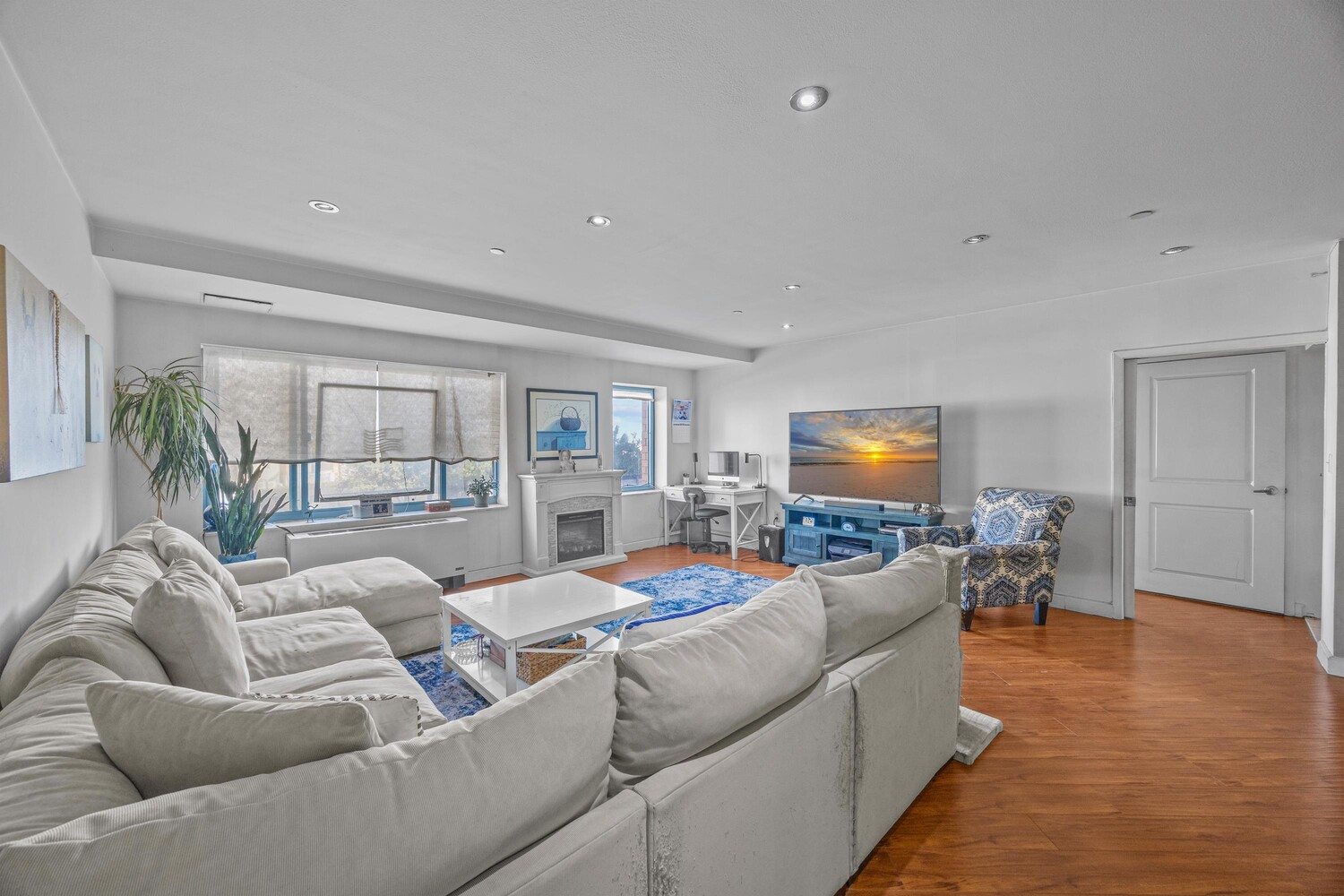 136 BEACH 117TH Street 208