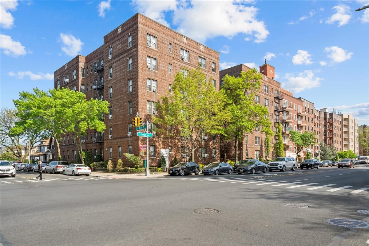 2375 OCEAN Avenue 5D