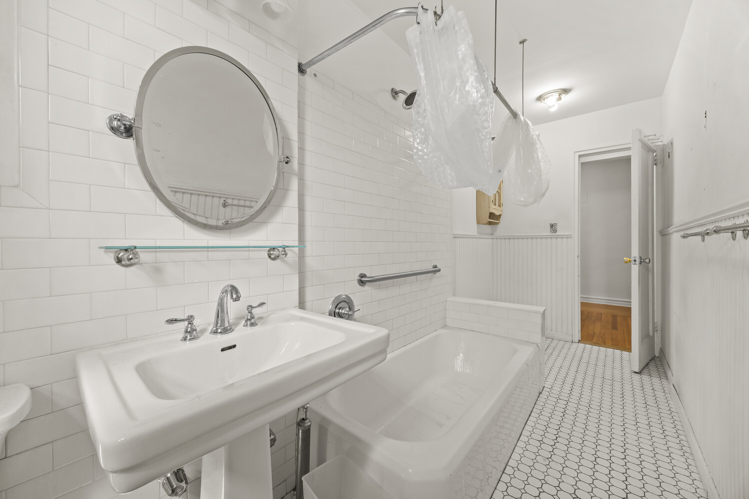 2375 OCEAN Avenue 5D