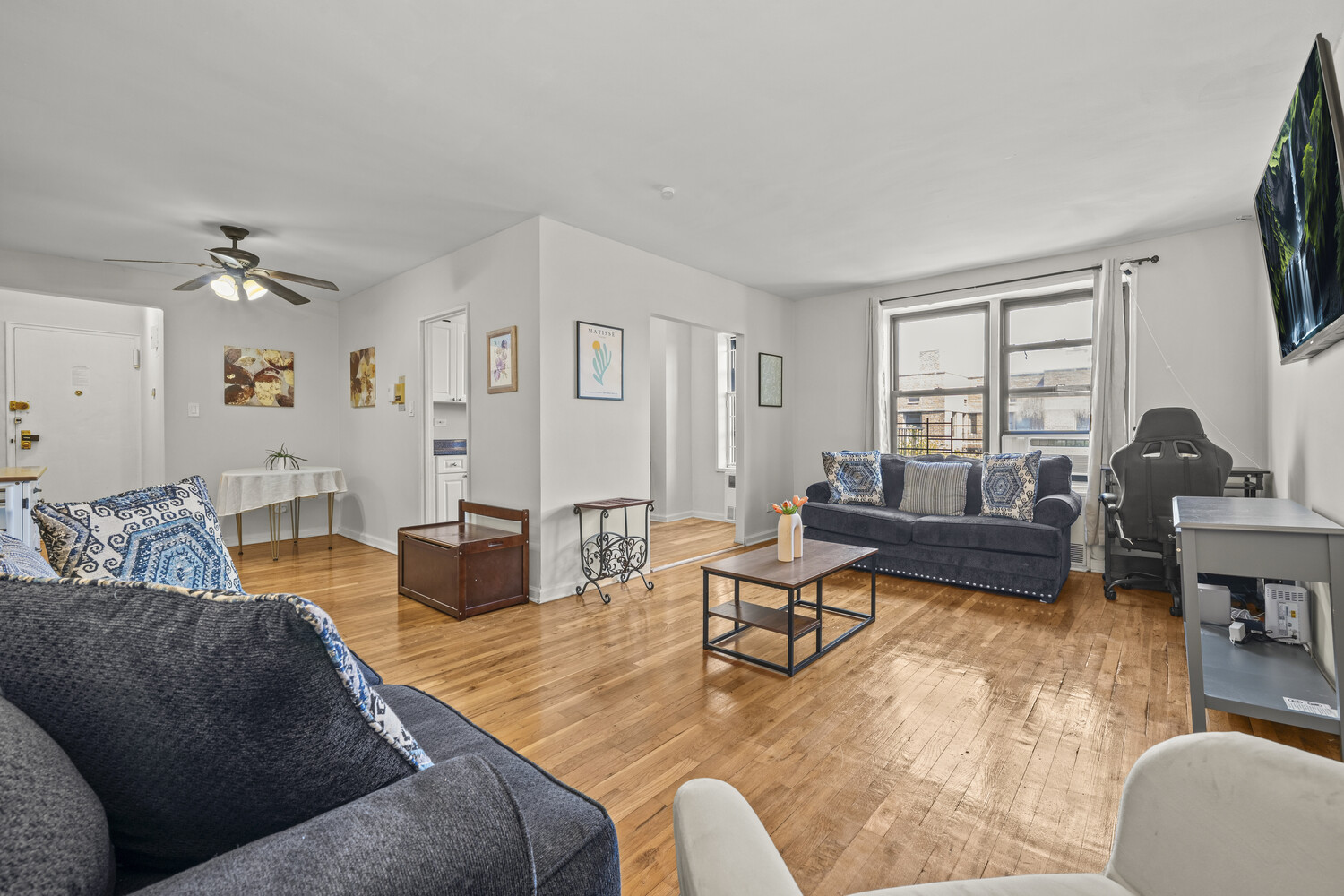 282 E 35TH Street 7E