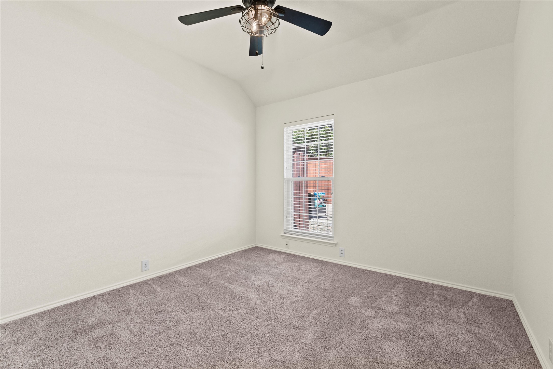 2807 Saint Charles Drive