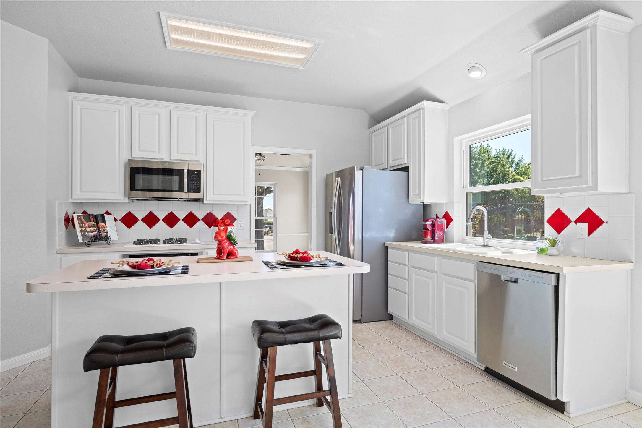 2807 Saint Charles Drive