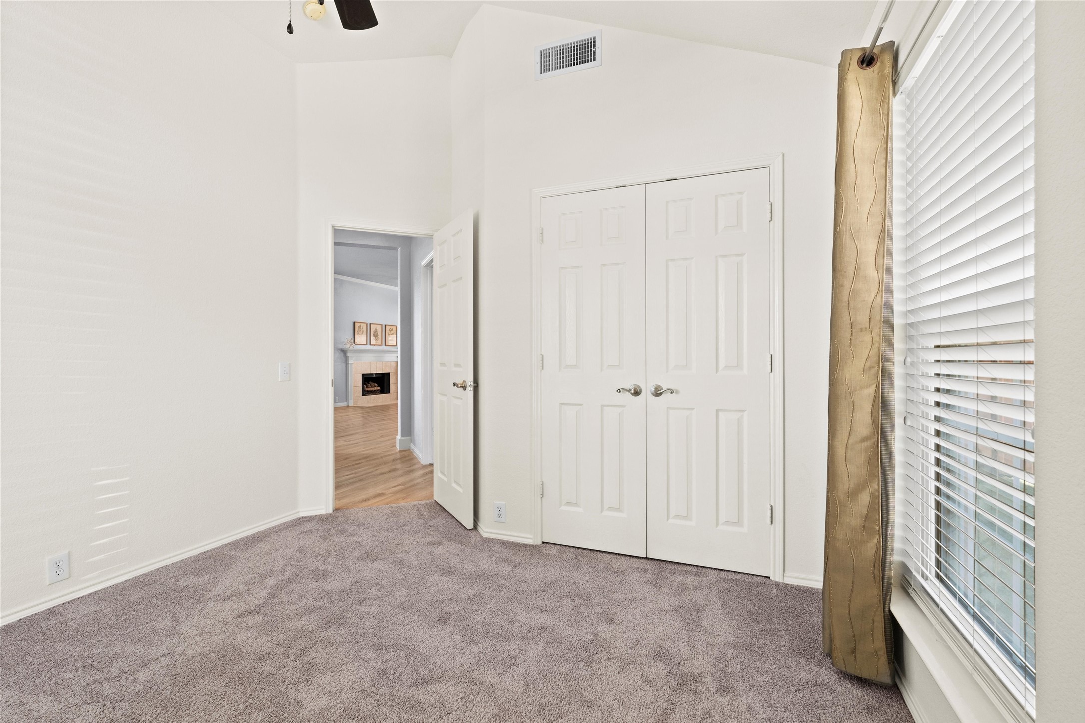 2807 Saint Charles Drive