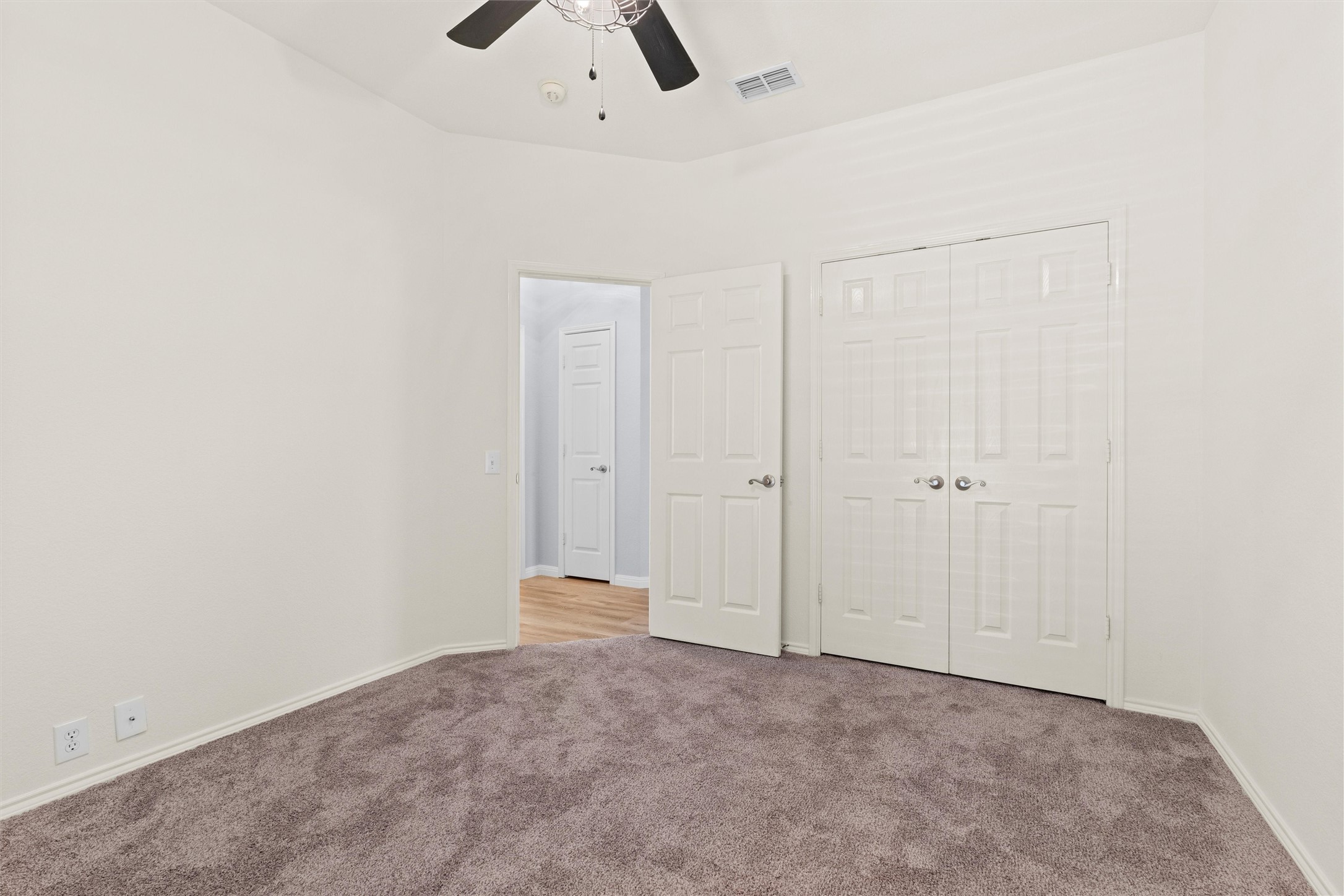 2807 Saint Charles Drive