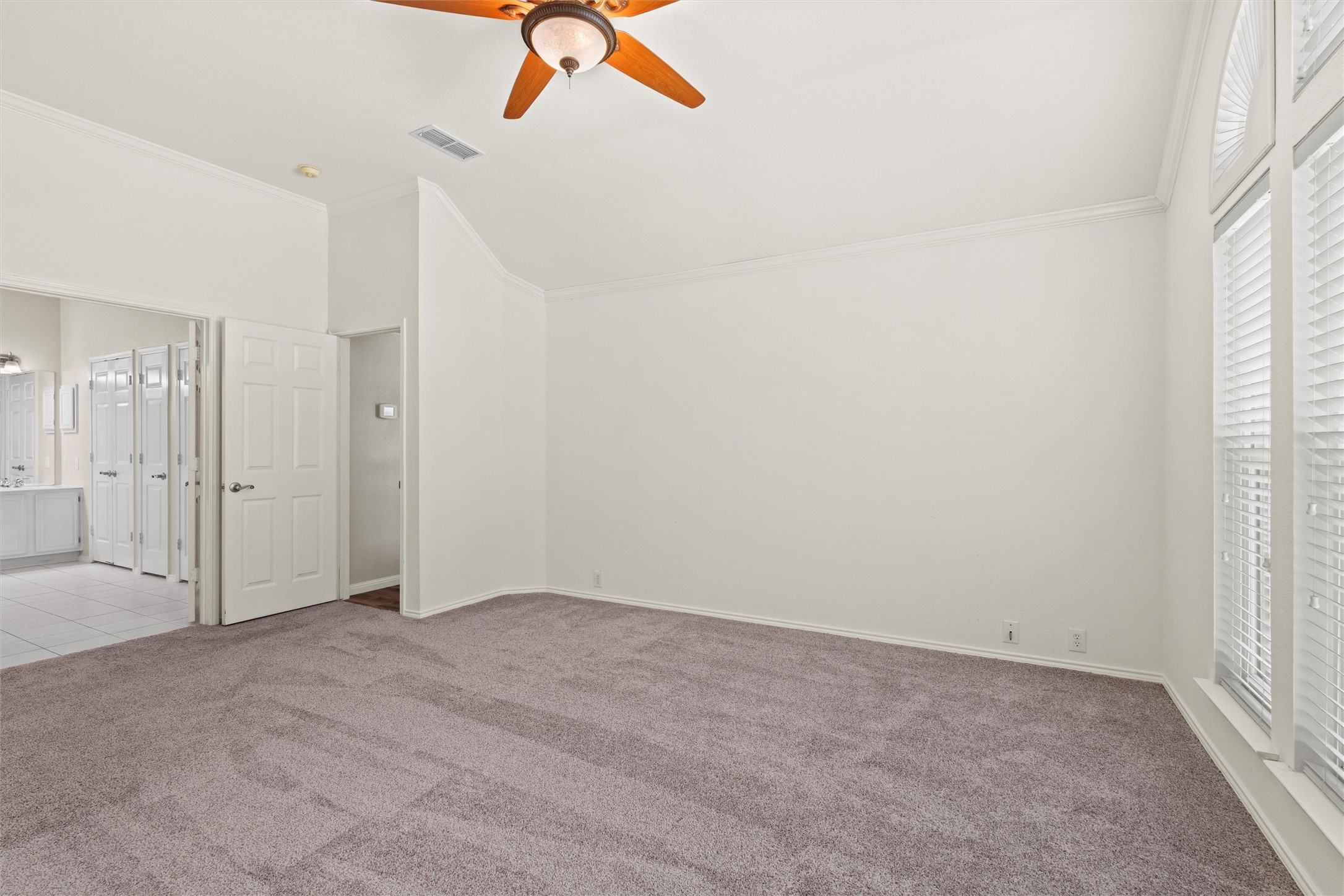 2807 Saint Charles Drive