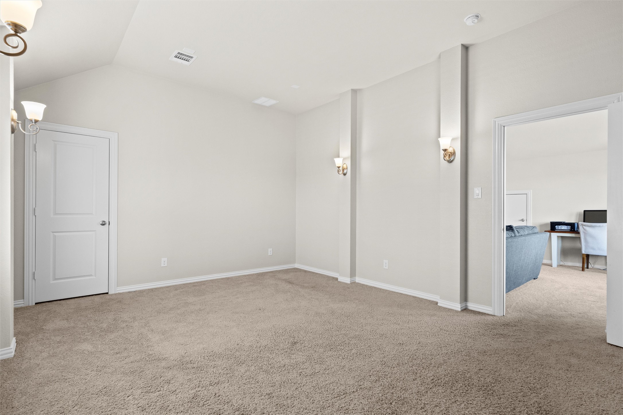 2710 Ridgeoak Trail