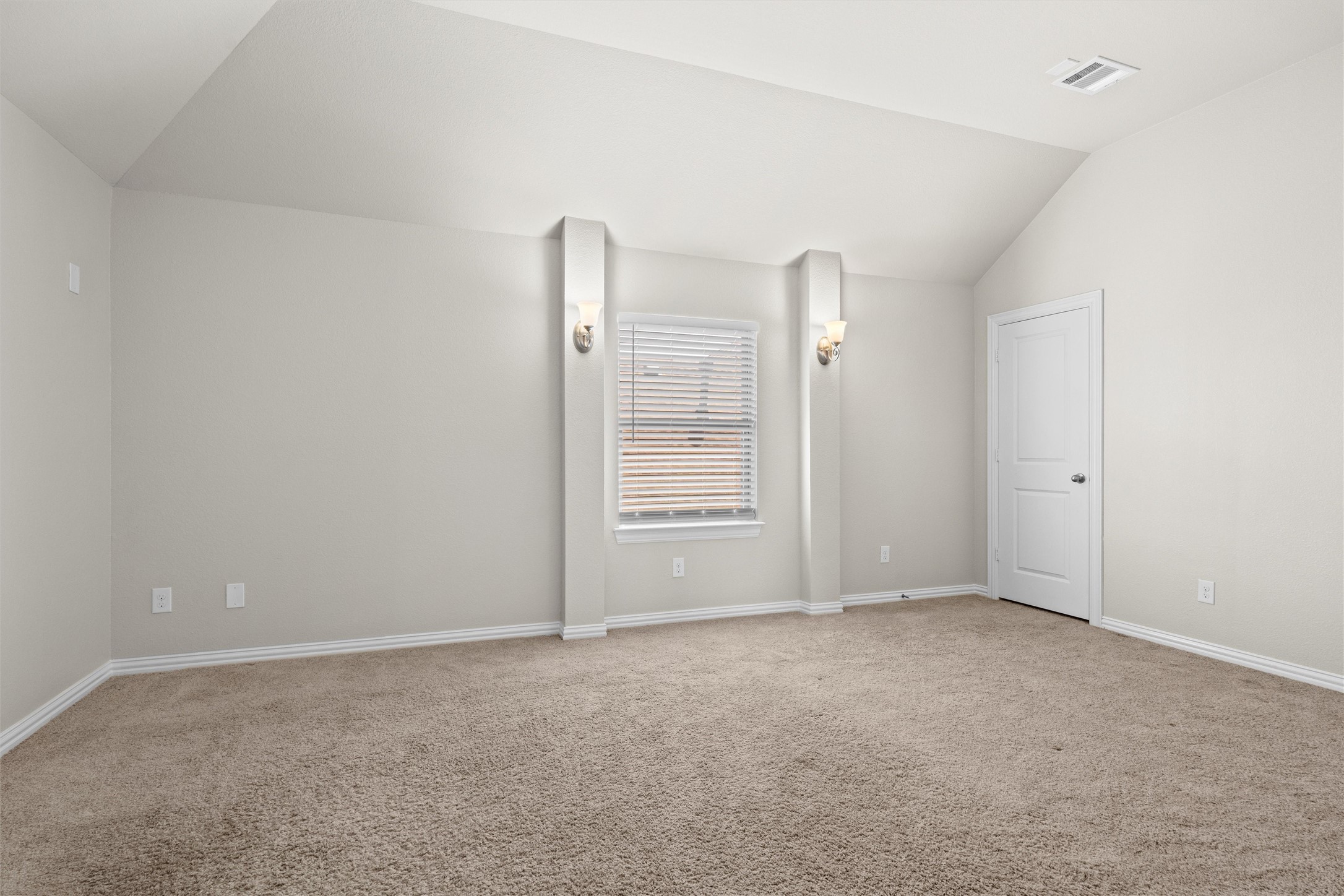 2710 Ridgeoak Trail