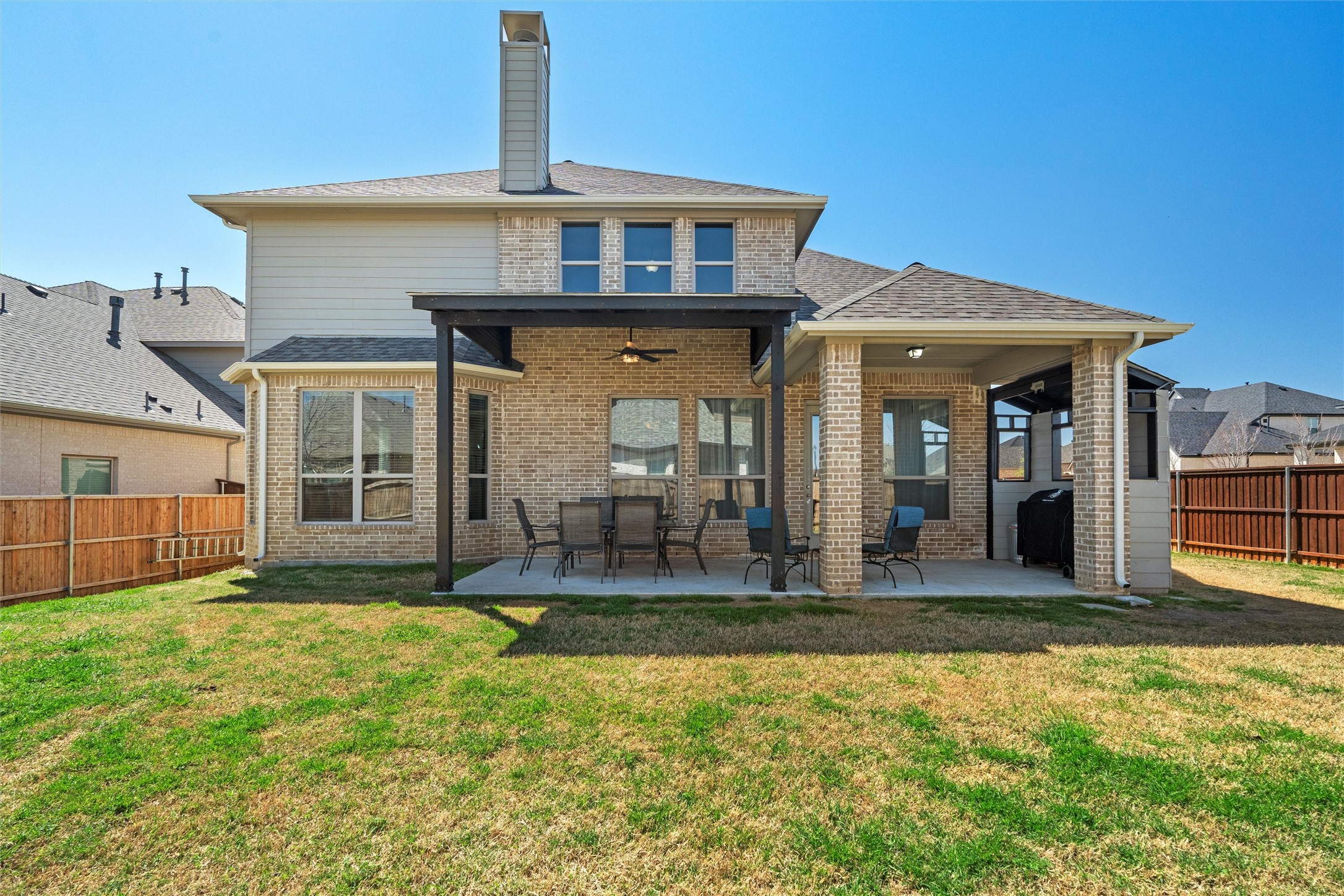 2710 Ridgeoak Trail