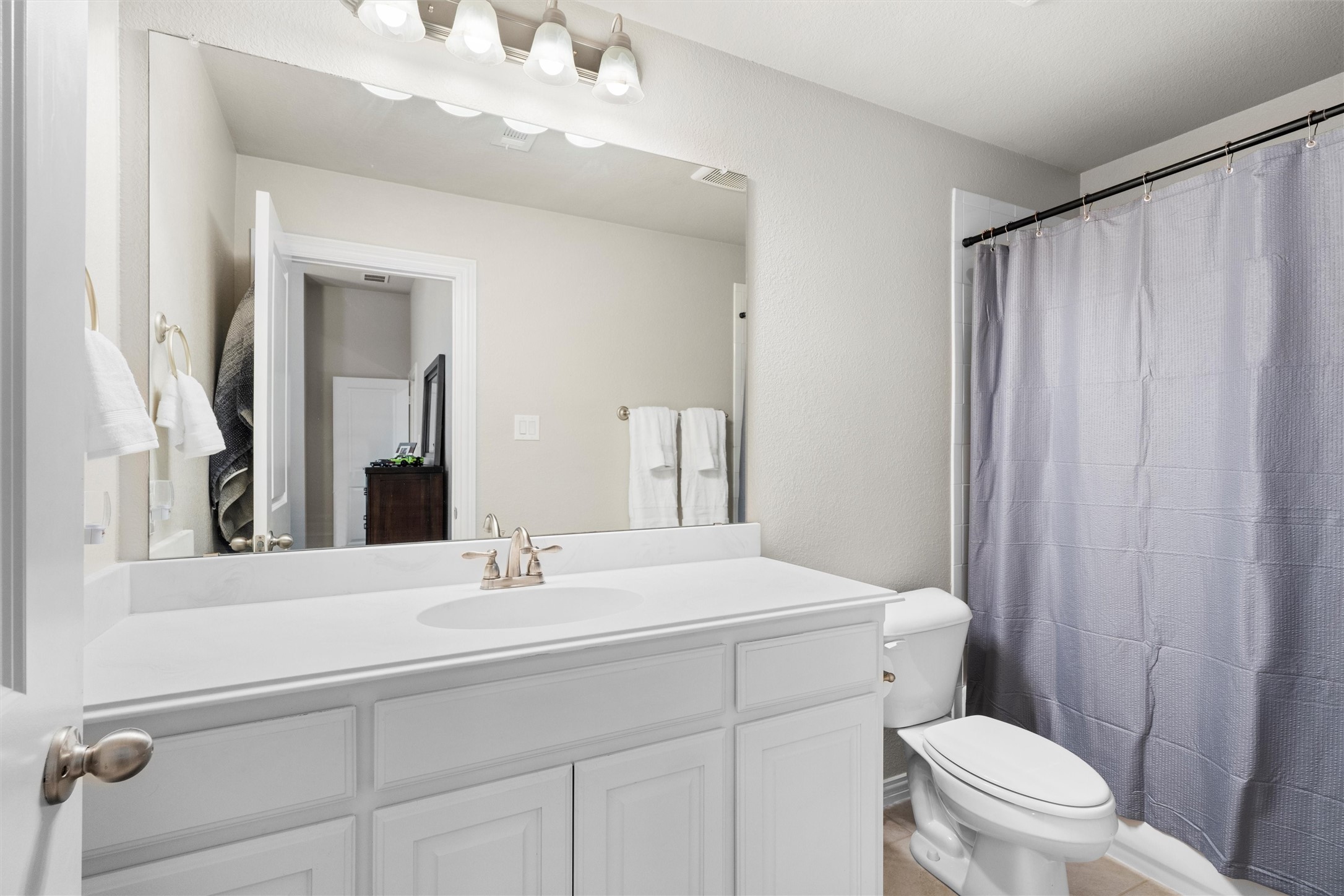 2710 Ridgeoak Trail